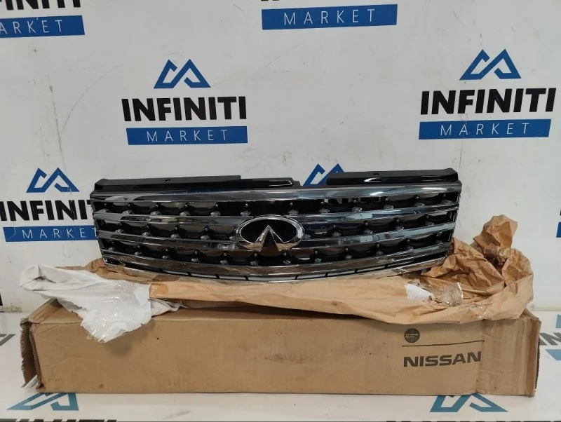 Решетка радиатора Infiniti M35 Y50