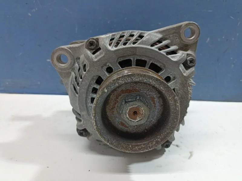 Генератор Mitsubishi Outlander 2006 1800A064 CU2W 2.4 4G69
