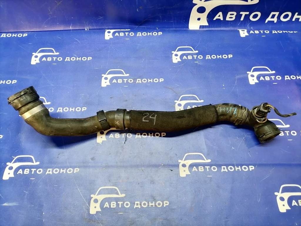 патрубок радиатора VOLKSWAGEN PASSAT CC 357 CAWB