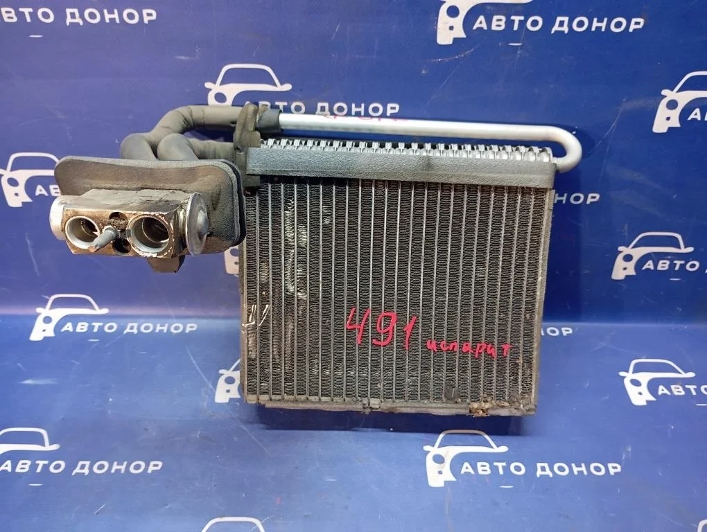 радиатор кондиционера FORD FOCUS CB8 IQDB