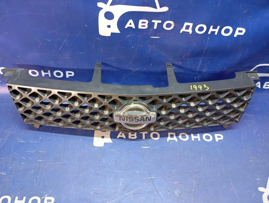 решетка радиатора NISSAN XTRAIL NT30 QR20DE