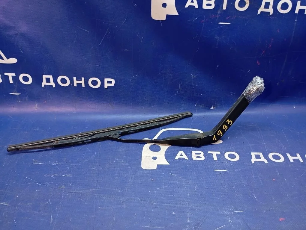 дворник 5-й двери NISSAN XTRAIL NT30 QR20DE