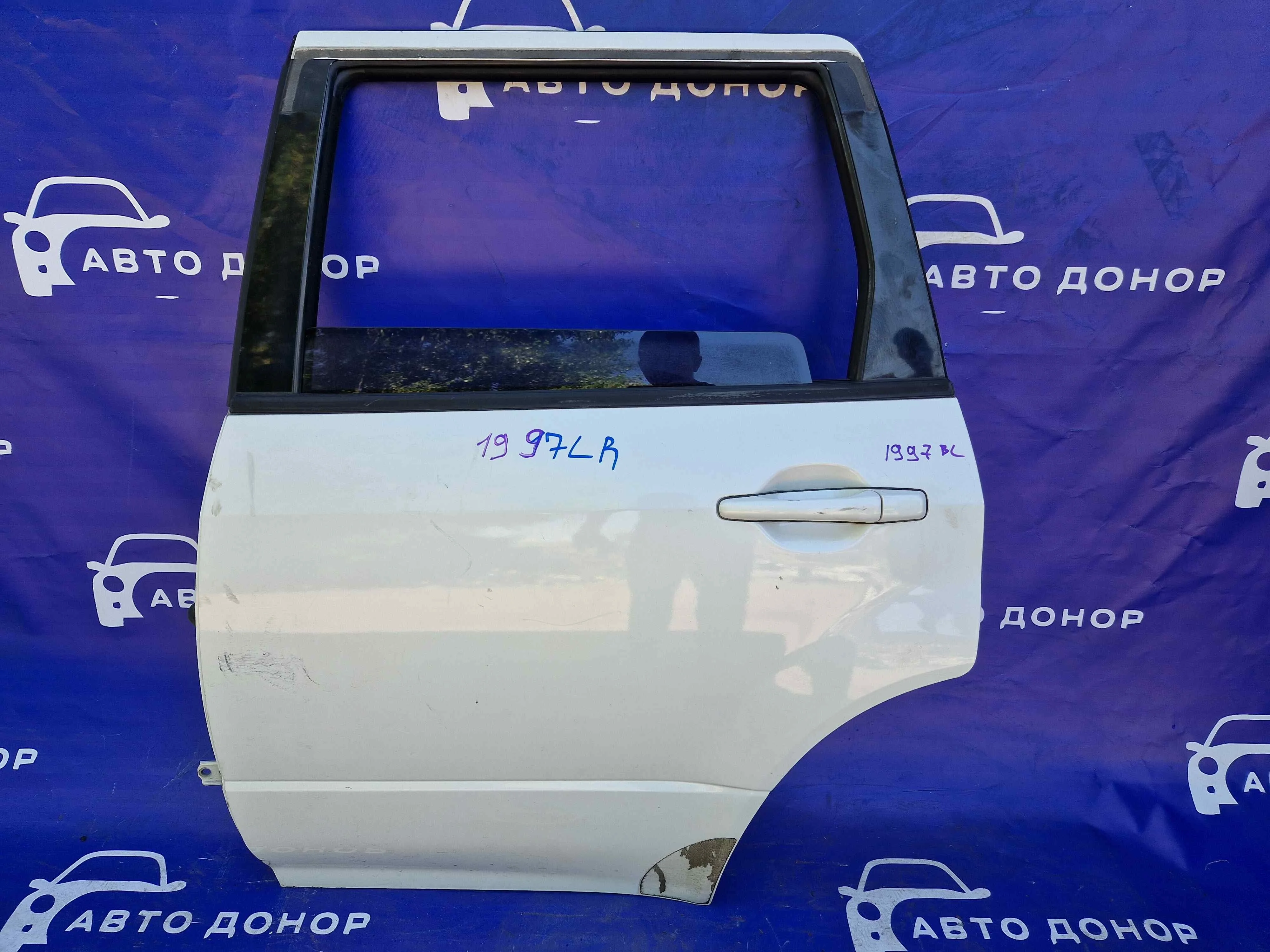 дверь MITSUBISHI AIRTREK CU2W 4G63