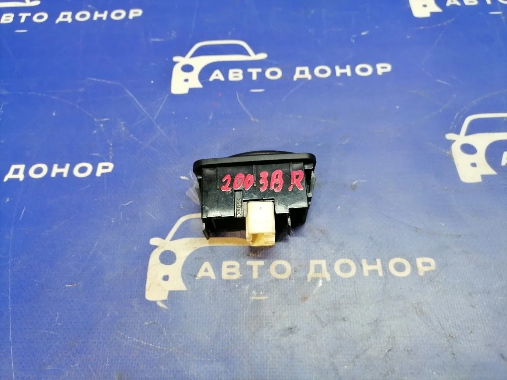 кнопка стеклоподъемника TOYOTA CALDINA ST210 3SFE