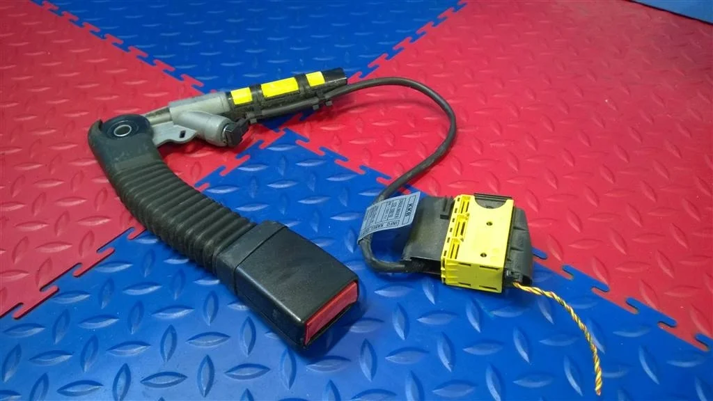 натяжитель ремня BMW X3 E83  N47D20A 177лс 2.0D