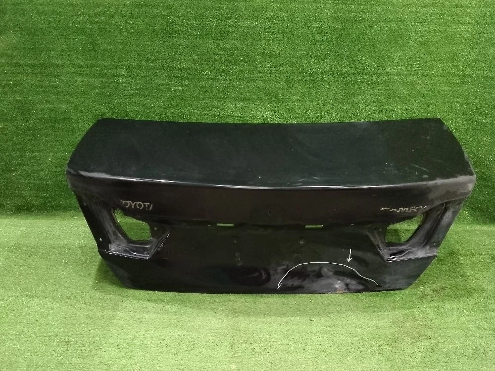 Крышка багажника Toyota Camry XV50-55