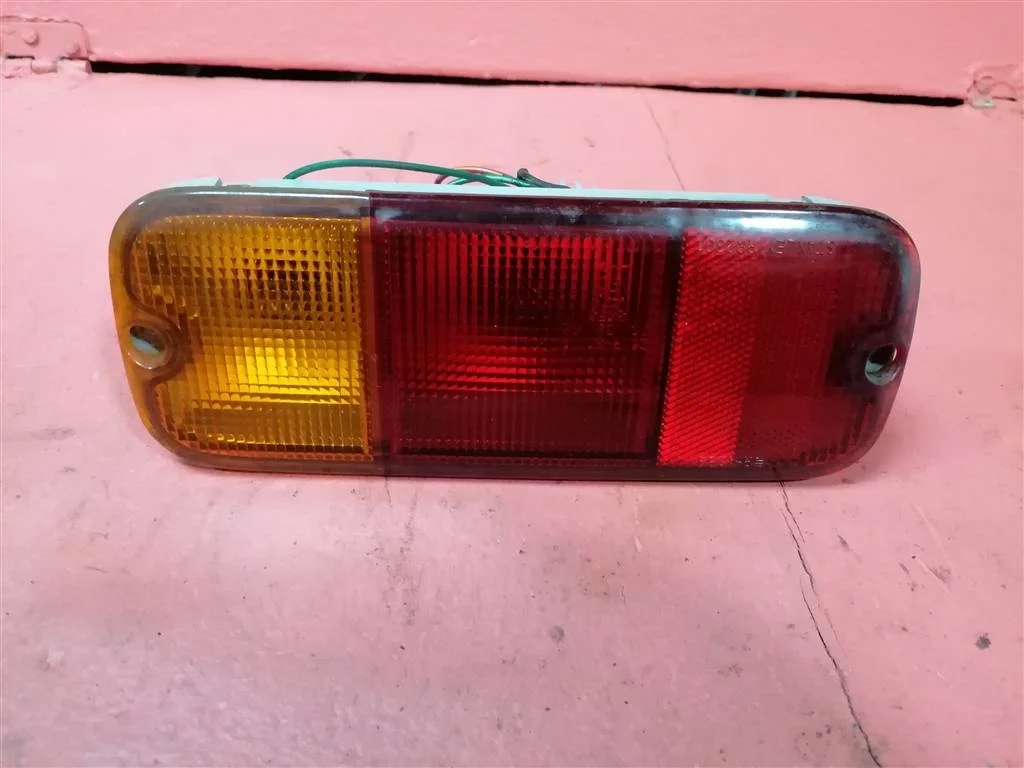 фонарь в бампер Suzuki Jimny