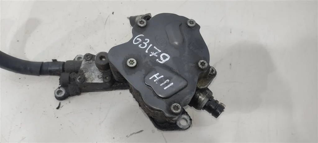 Насос вакуумный 038145209E  1.9 TDI Volkswagen