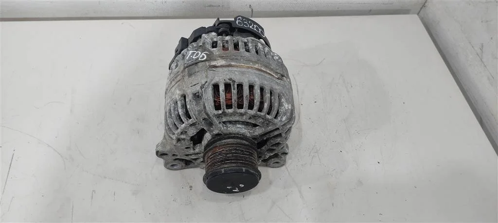 Генератор 03L903023  1.9 TDI Volkswagen