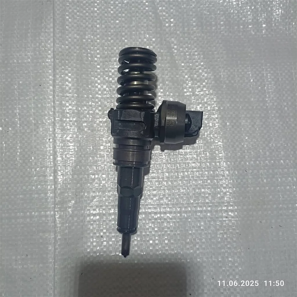Форсунка 038130073F  1.9 TDI Volkswagen