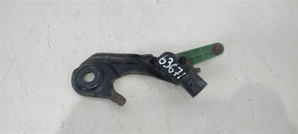 Датчик положения кузова 8K0907503   Бензин Porsche