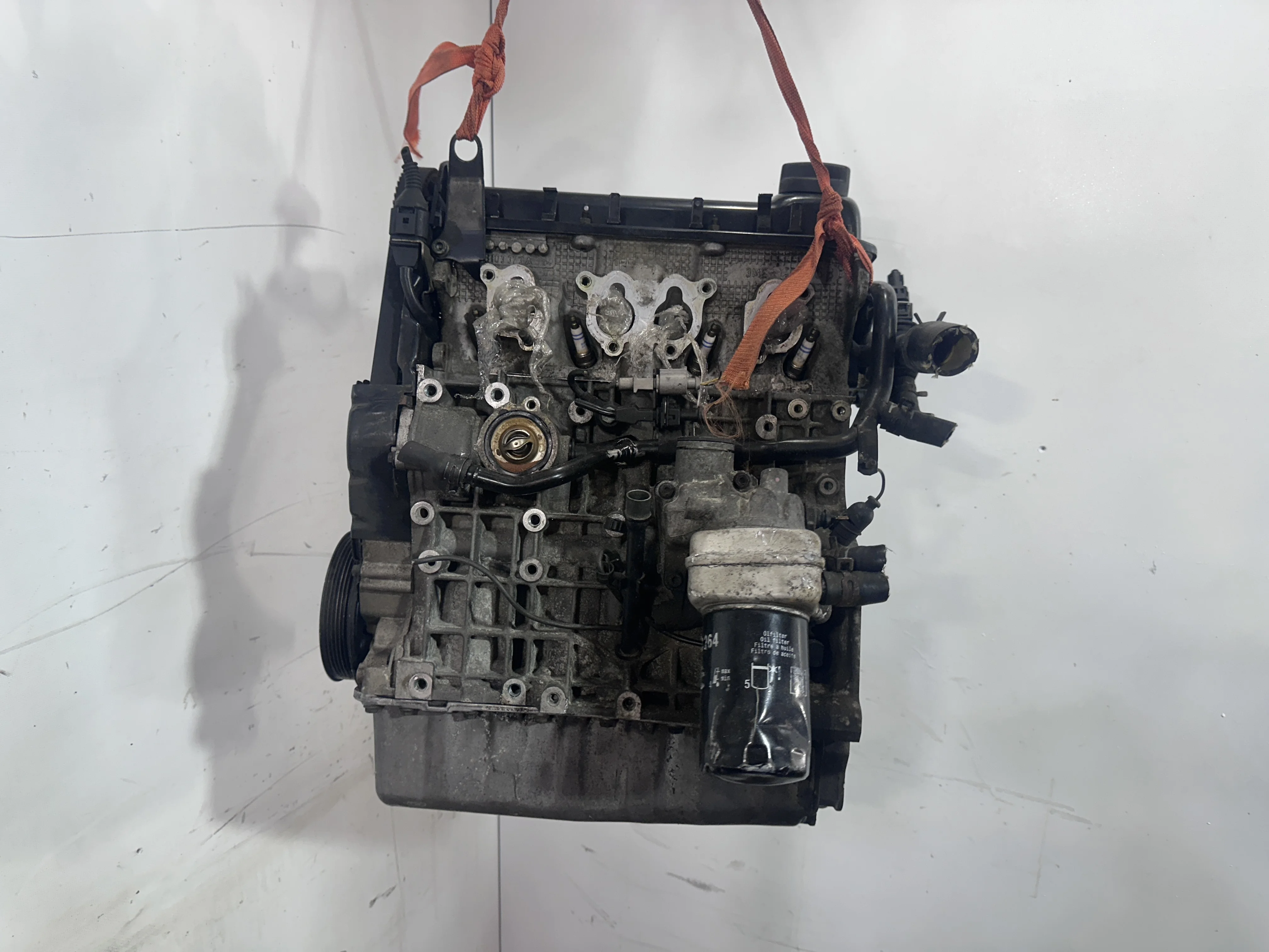 Двигатель AHL  AKL 1.6 Бензин Volkswagen