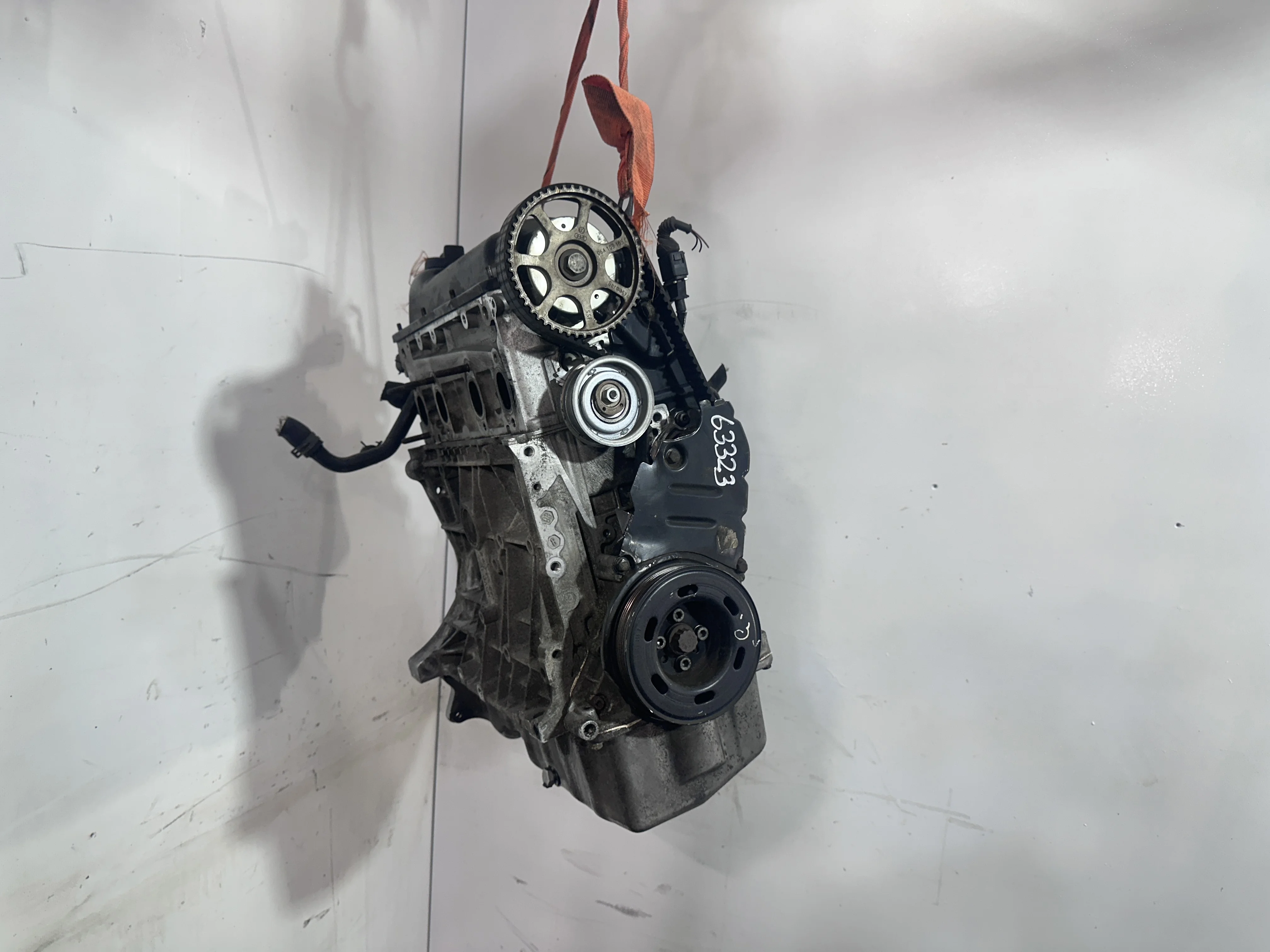 Двигатель AHL  AKL 1.6 Бензин Volkswagen