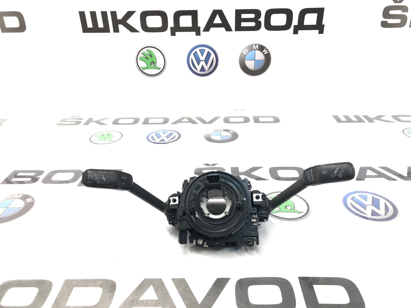 Подрулевой переключатель Skoda Octavia Rs 2014 5Q0953513RIGI A7 (5E)