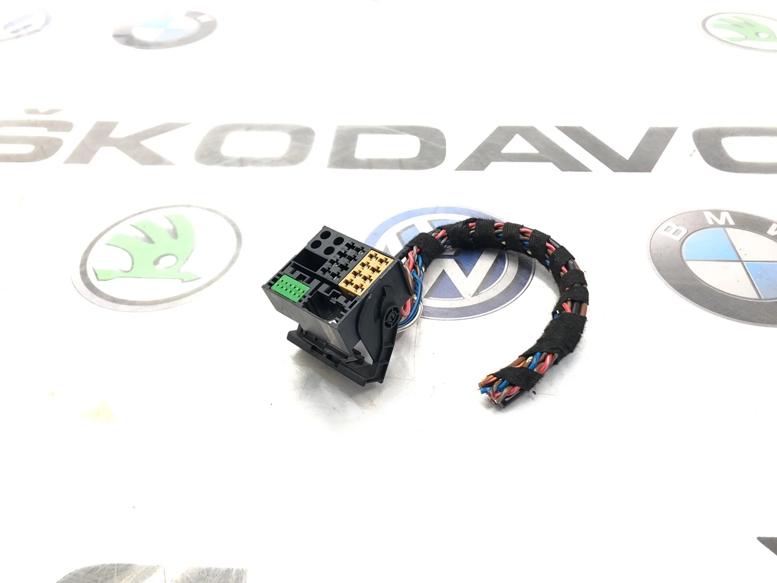 Разъем Квадлок (Quadlock) Skoda Yeti 2014 3B7035444A 5L 2.0 CFJA