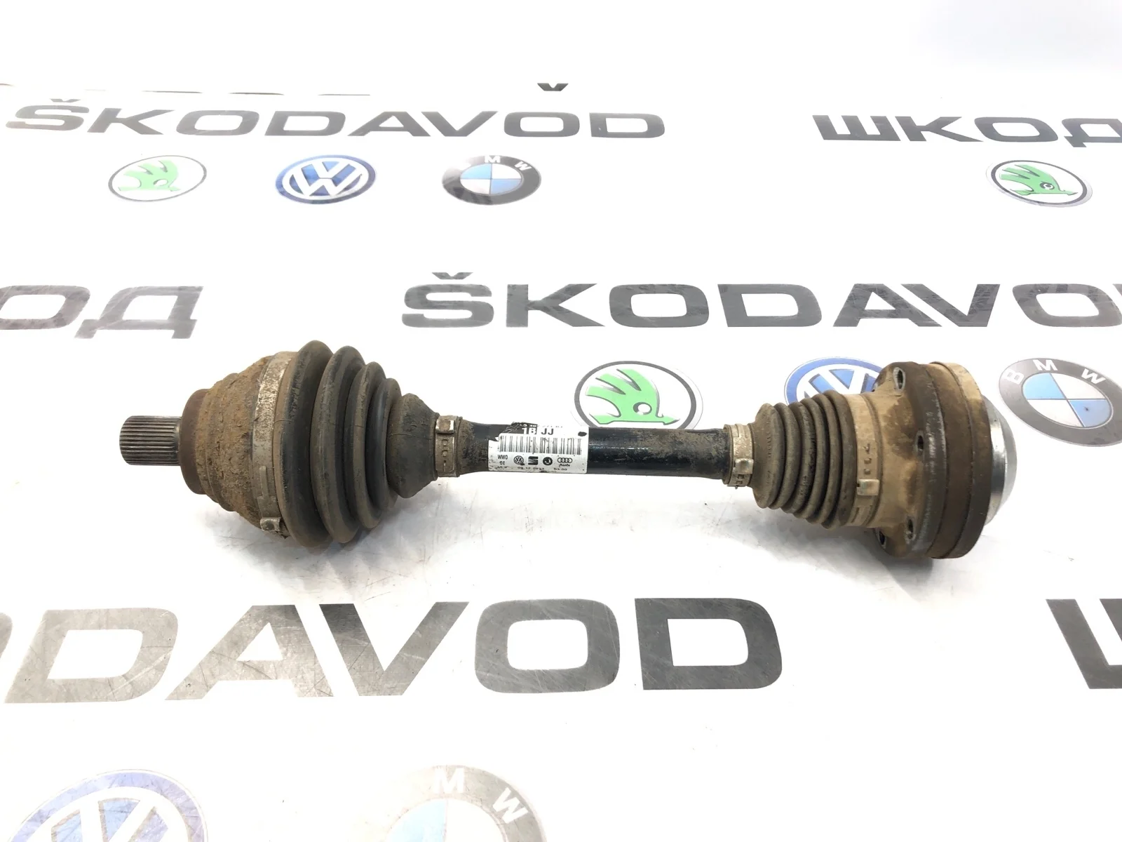 Привод МКПП Skoda Yeti 2014 1K0407271BJ 5L 2.0 CFJA, передний левый