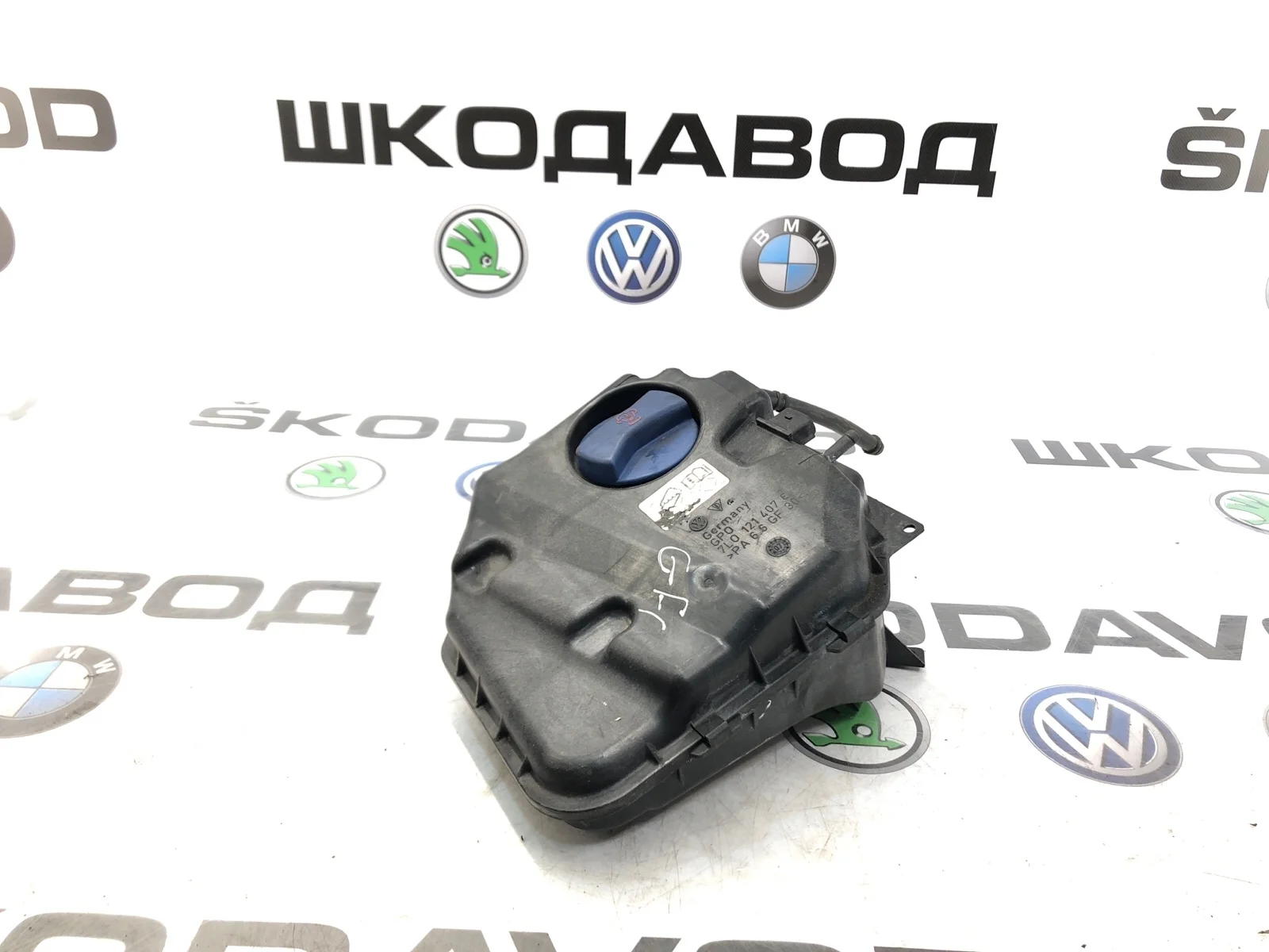Расширительный бачок Volkswagen Touareg 2007 7L0121407E 1 GP РЕСТАЙЛИНГ 3.0 BKS