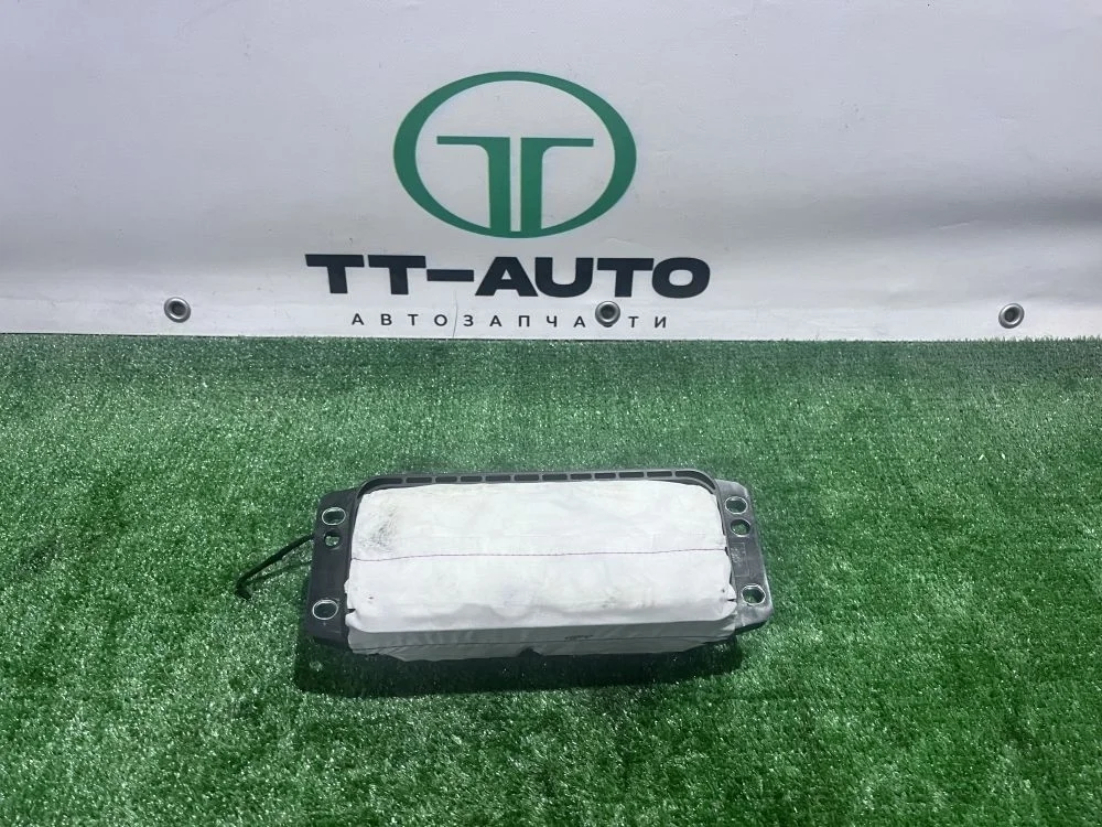 Подушка безопасности в торпедо Audi A6 C7