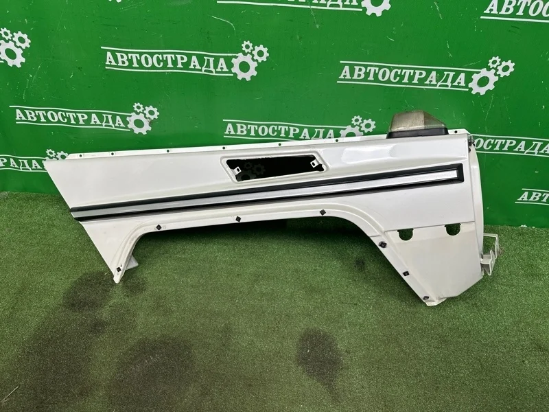 Крыло Mercedes G 1990-2018 W463