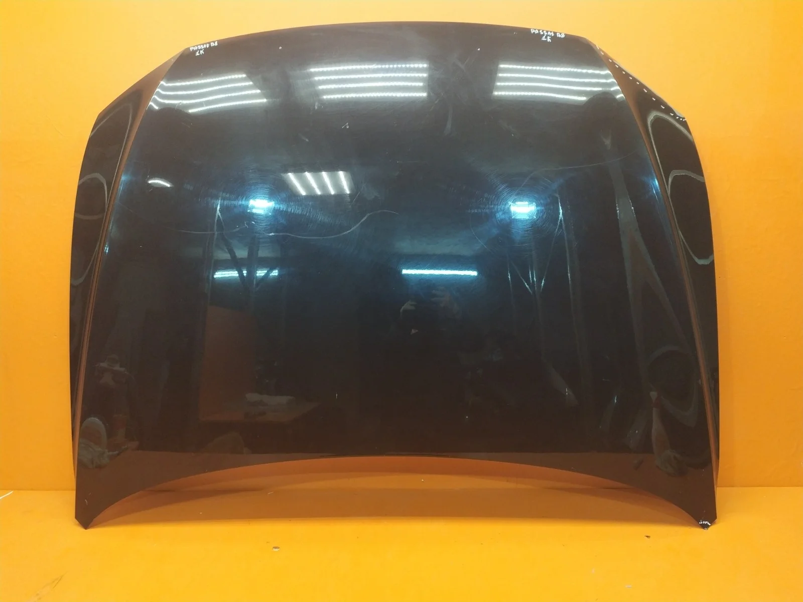 Капот Volkswagen Passat 2014-нв B8