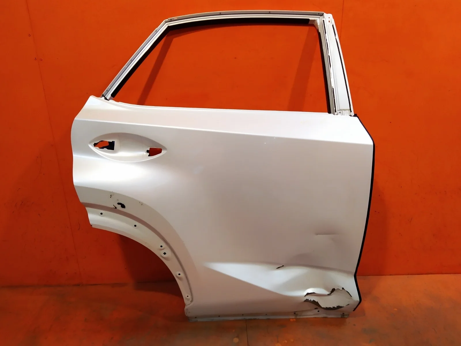 Дверь Lexus NX 2014-2021
