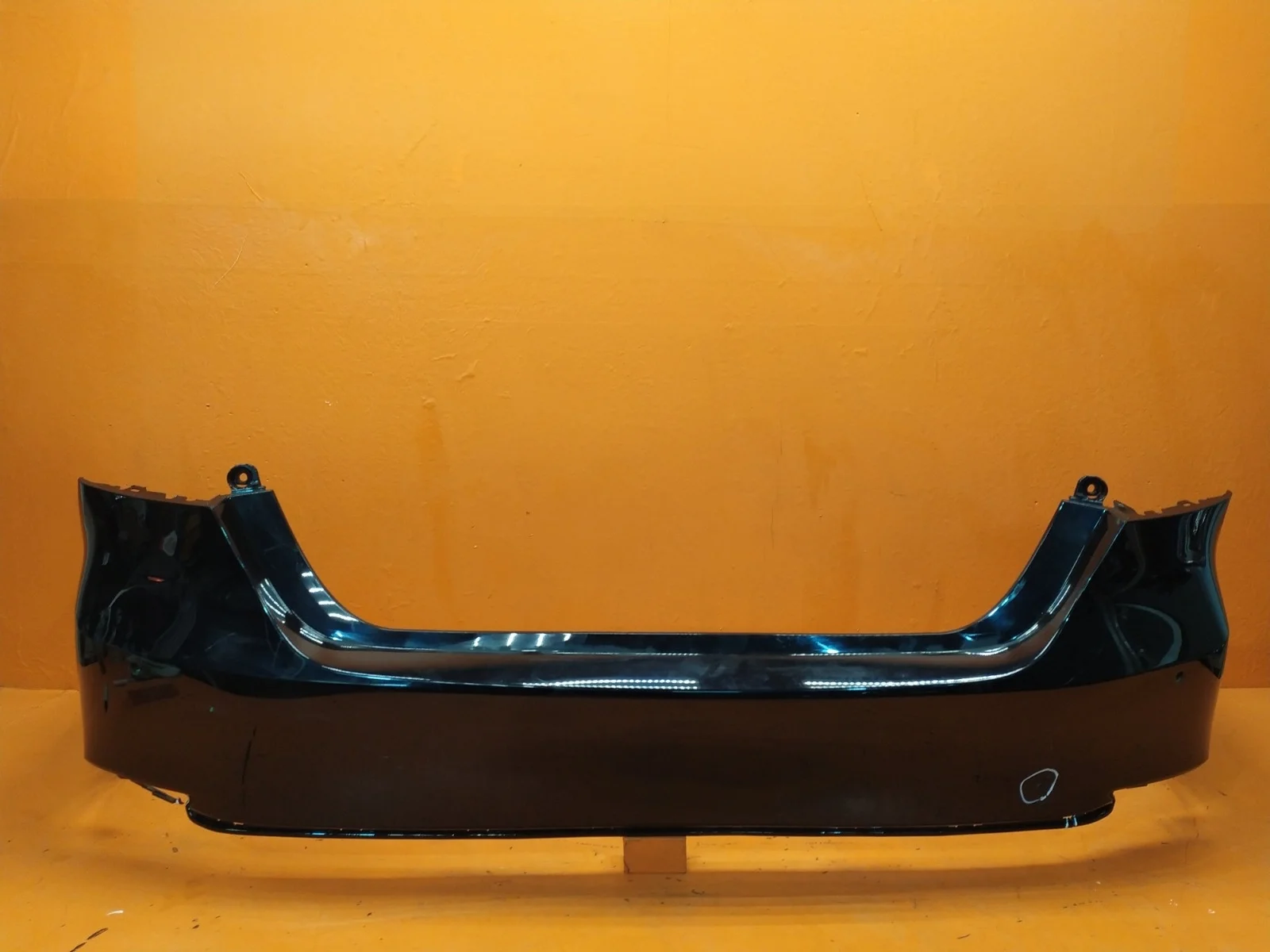 Бампер Toyota Camry 2017-нв 8 XV70