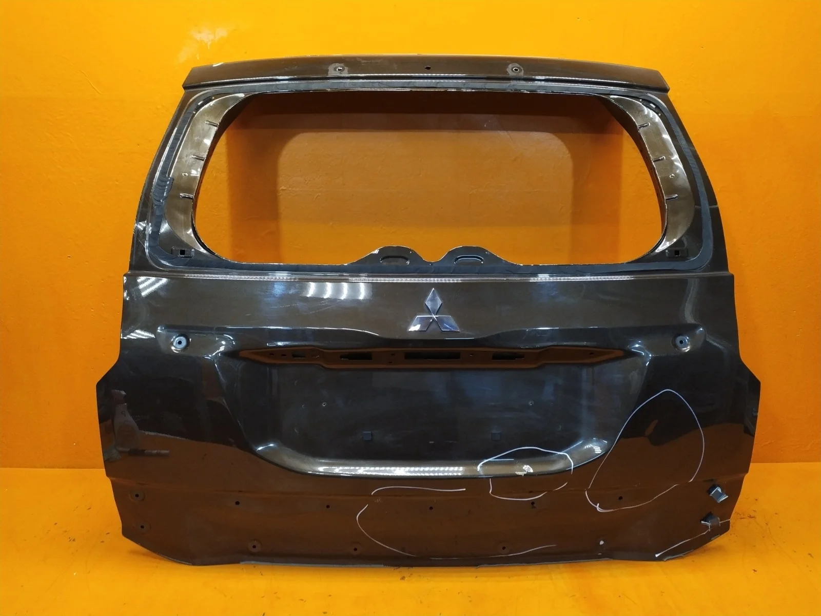 Дверь багажника Mitsubishi Pajero Sport 2015-2021 3
