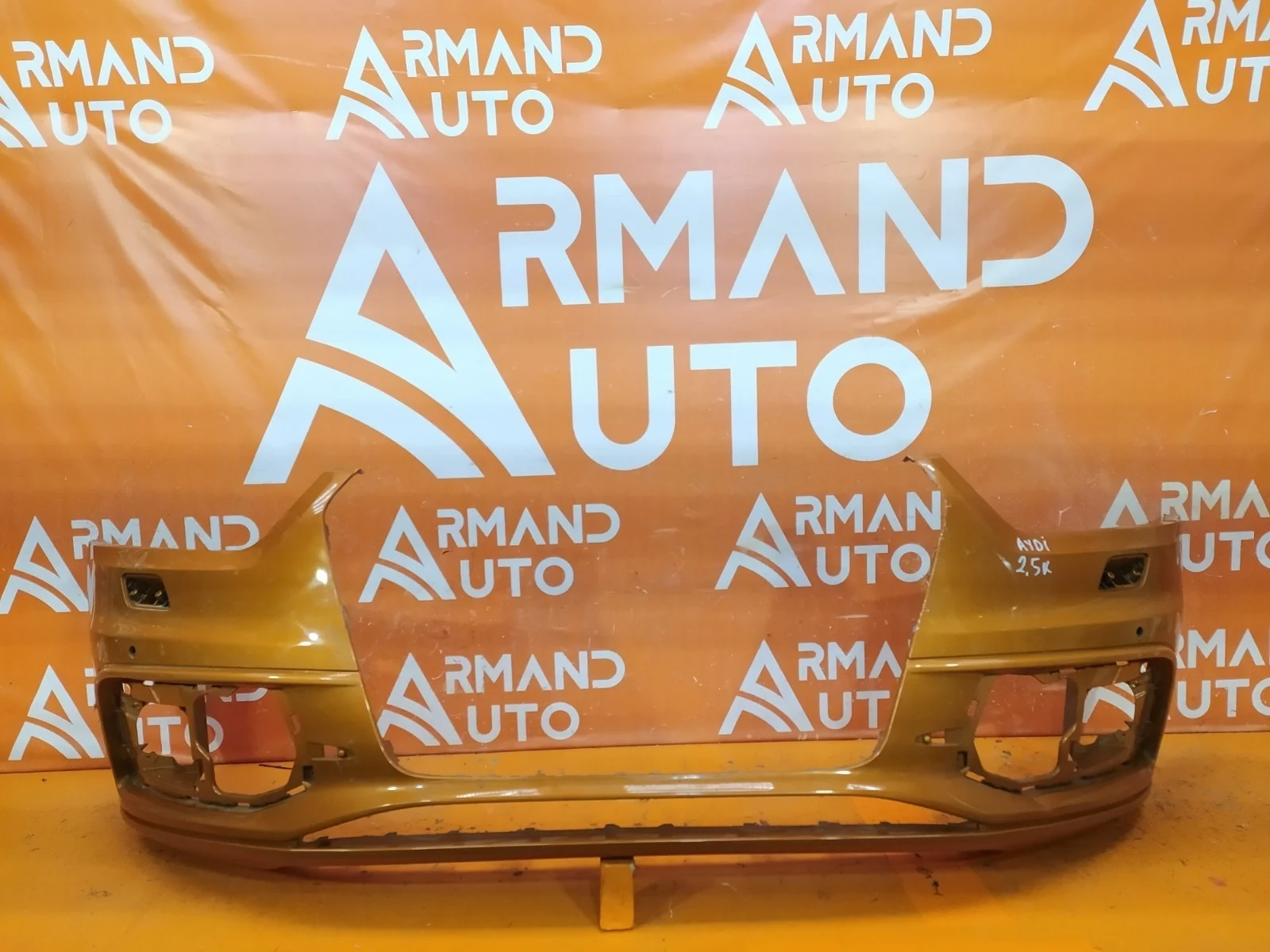 Бампер Audi Q3 2011-2014 8U