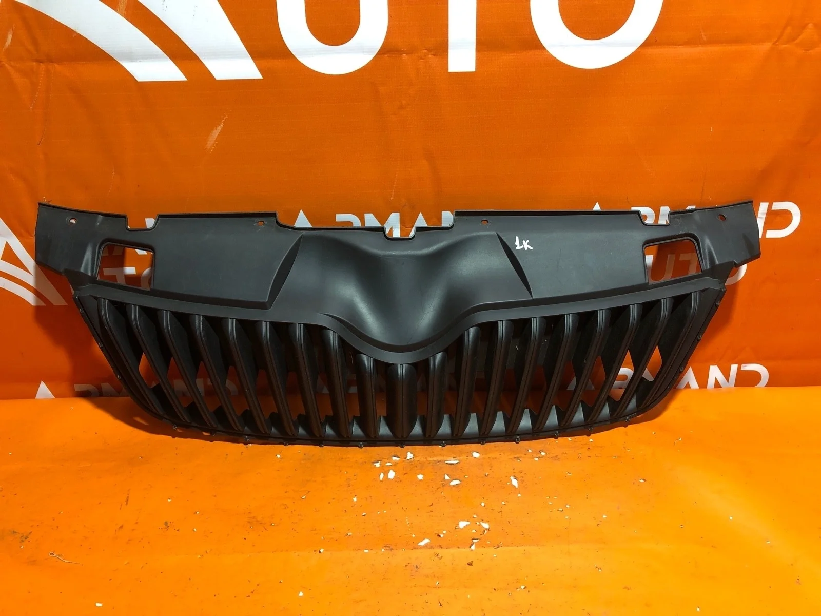 Решетка радиатора Skoda Fabia 2010-2014 5J