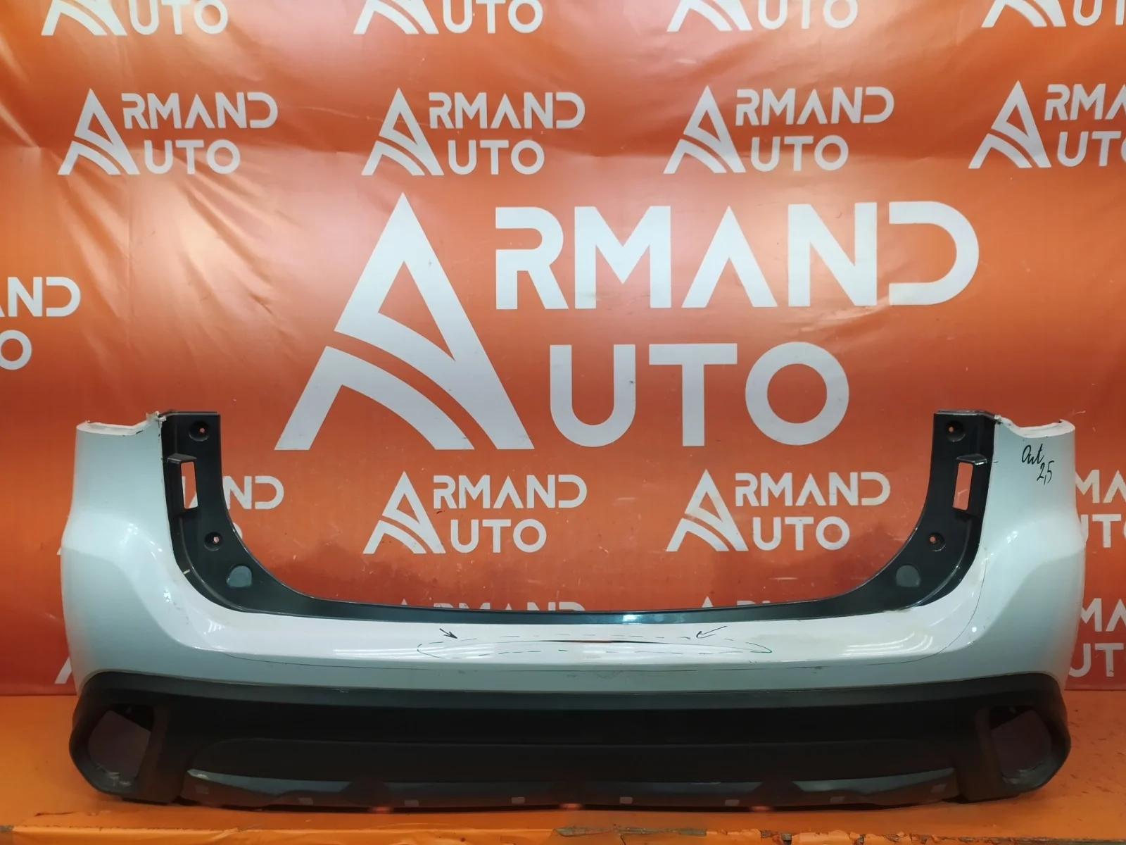 Бампер Mitsubishi Outlander 2015-2018 3