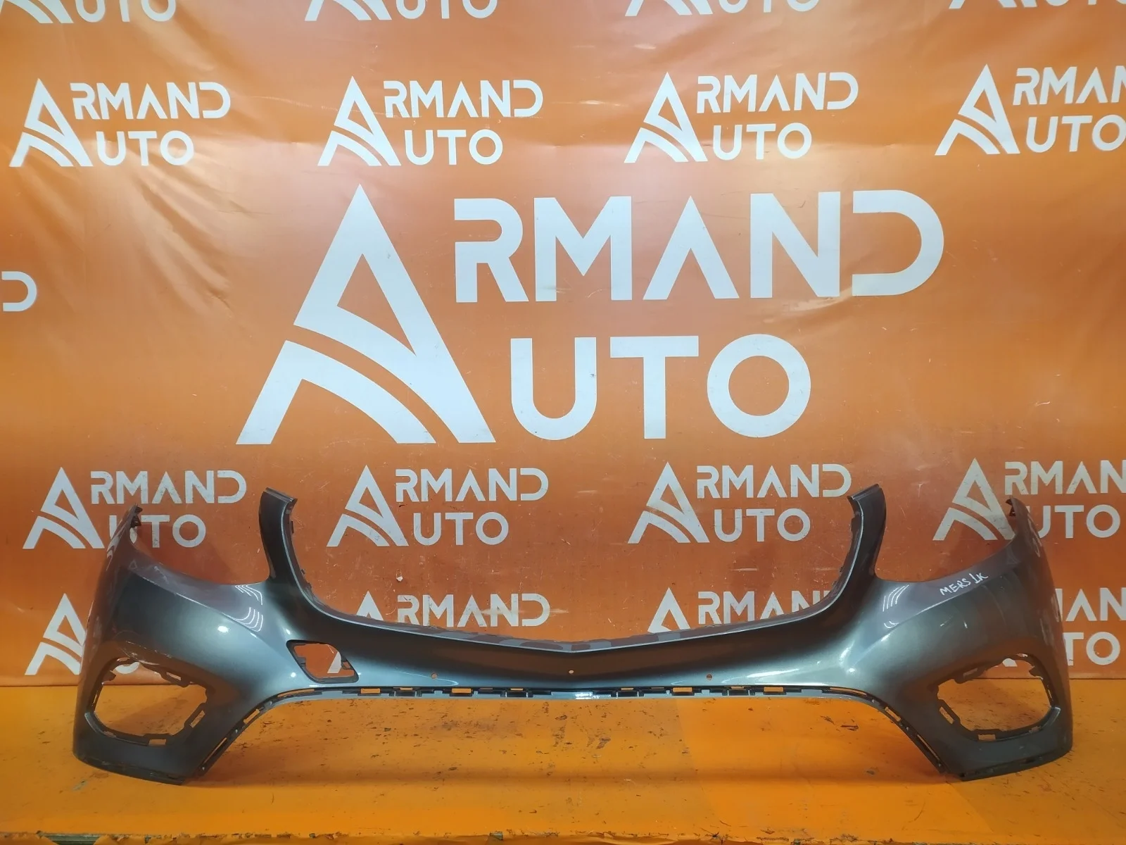 Бампер Mercedes GLC-Class 2015-2019 X253