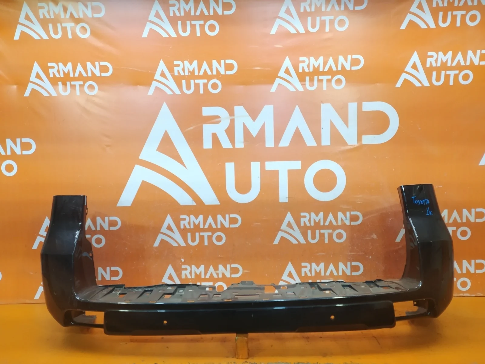 Бампер Toyota Land Cruiser Prado 2017-нв 150