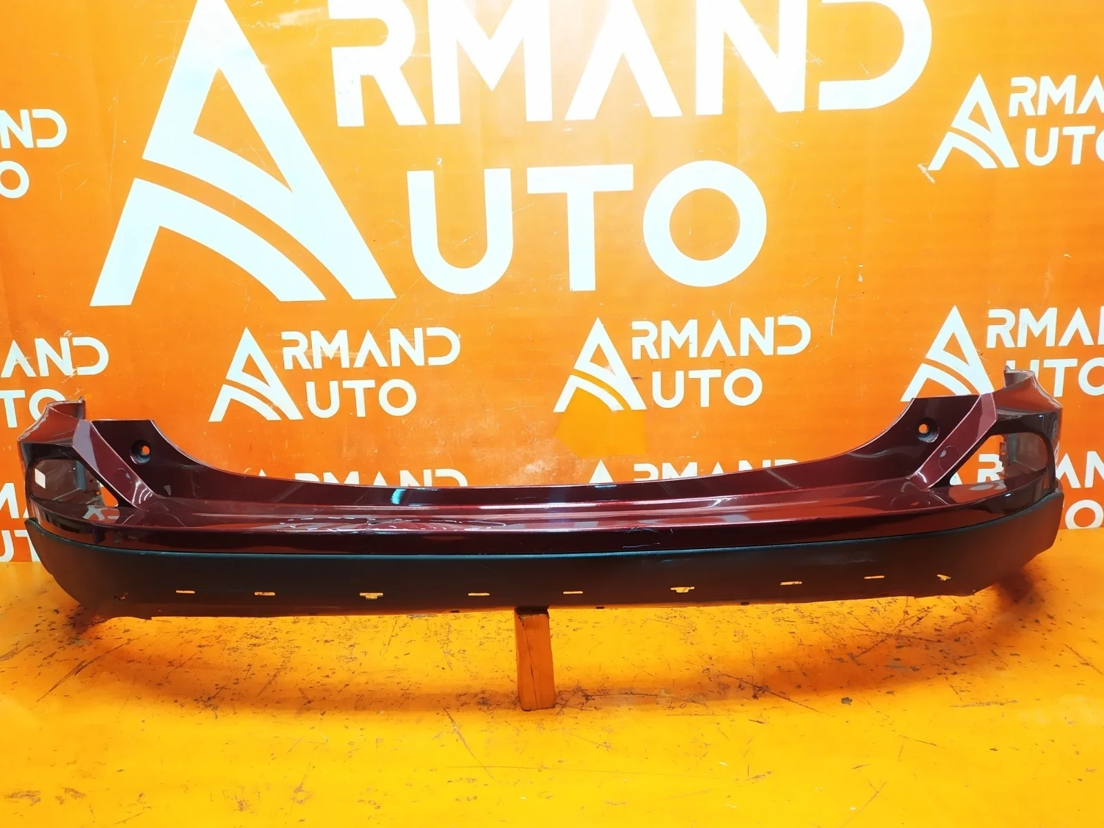 Бампер Toyota RAV4 2015-2019 CA40