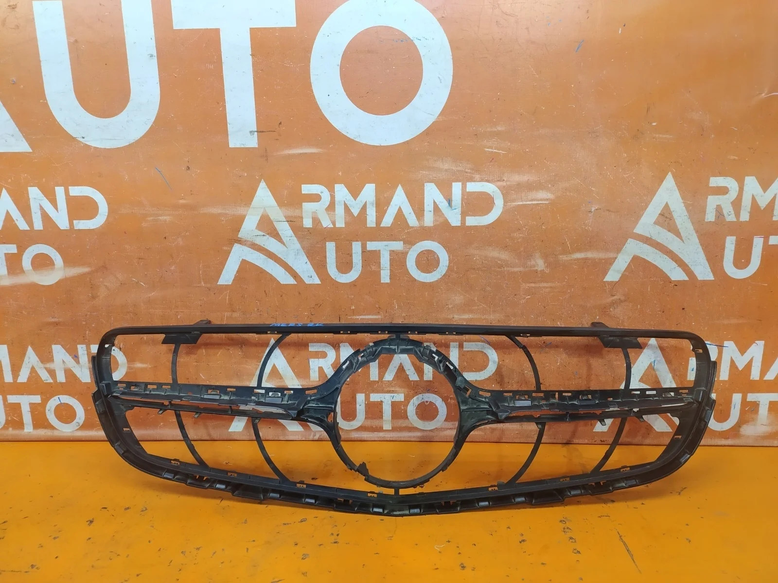 Решетка радиатора Mercedes GLC-Class 2015-2019 X253