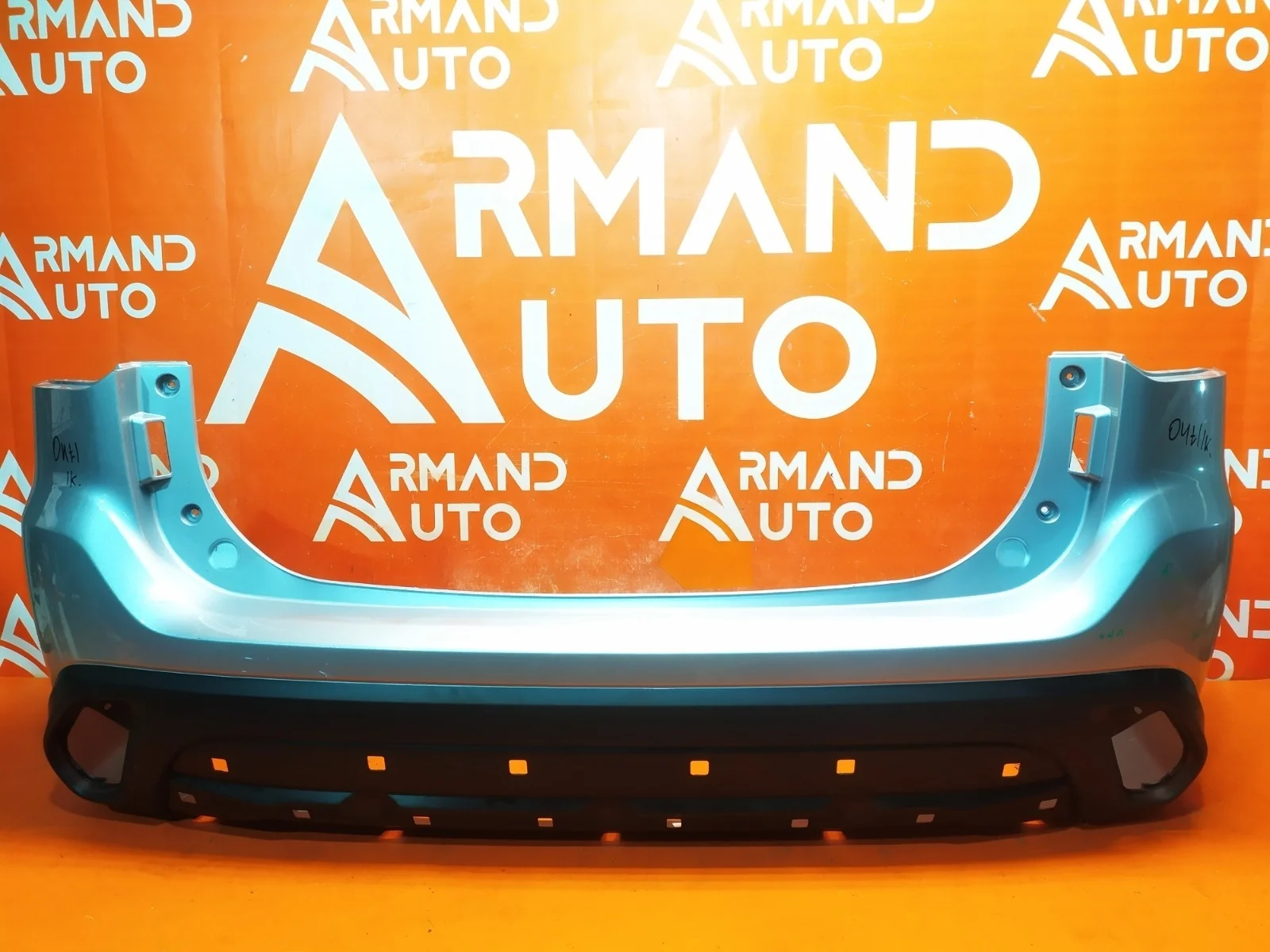 Бампер Mitsubishi Outlander 2018-нв 3