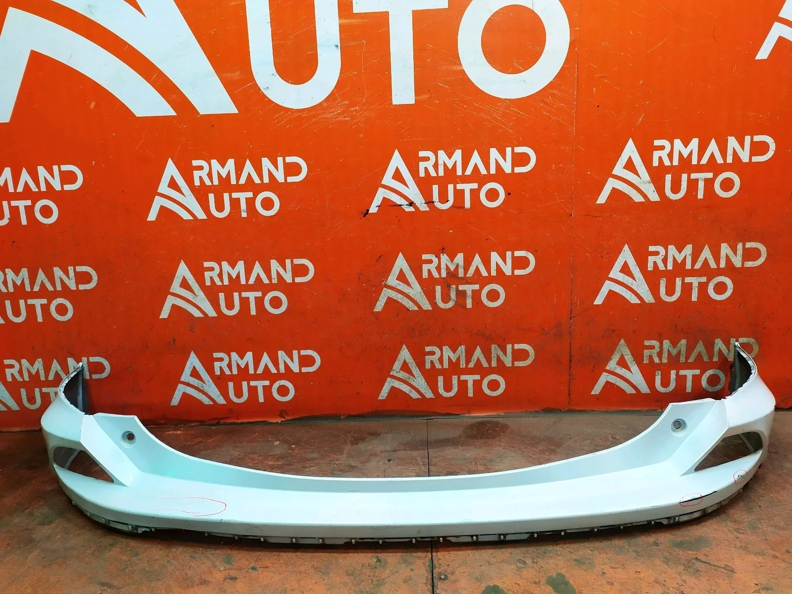Бампер Toyota RAV4 2015-2019 CA40