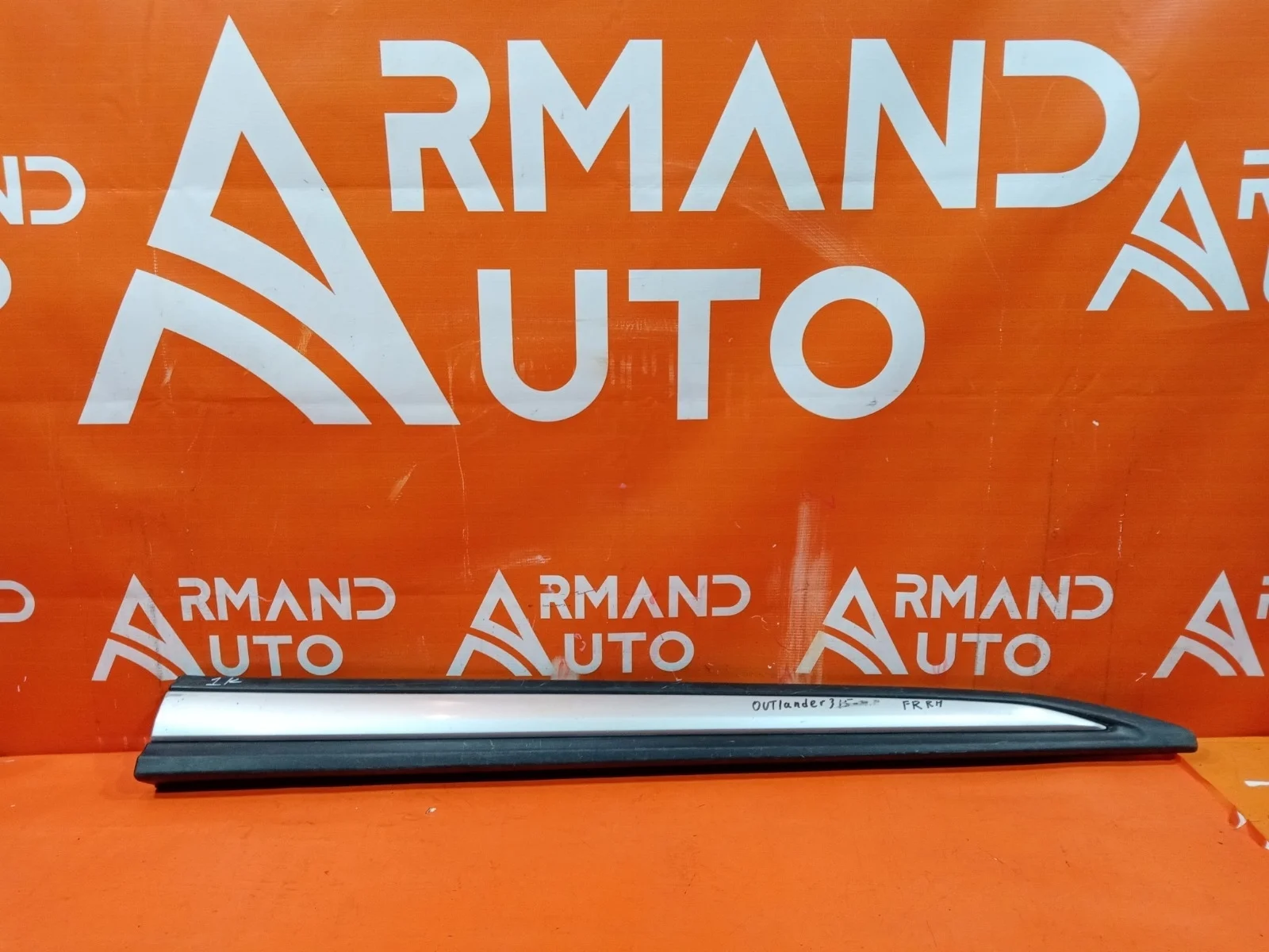 Молдинг двери Mitsubishi Outlander 2015-нв 3