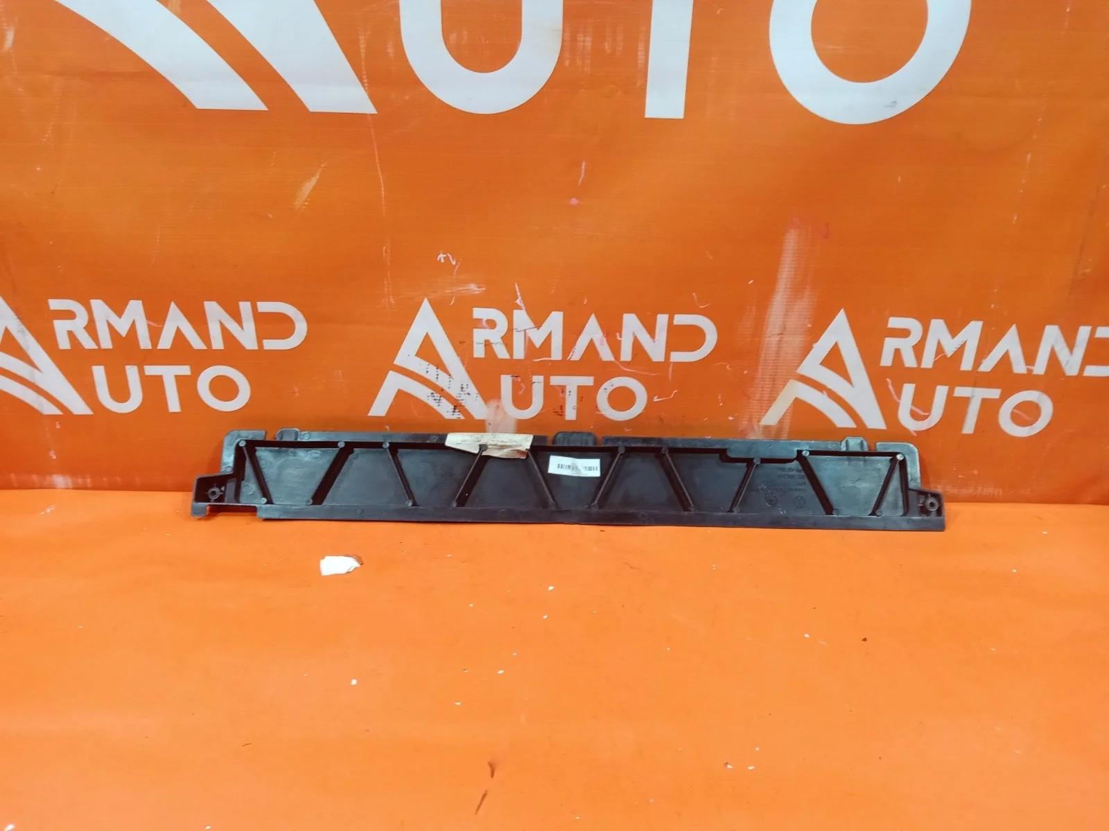 Кронштейн радиатора Volkswagen Polo 2009-2020 5