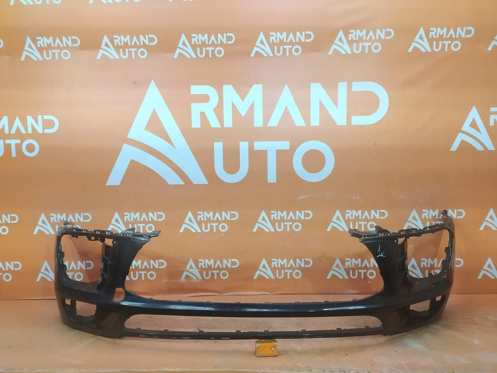 Бампер Porsche Macan 2014-2019 95b