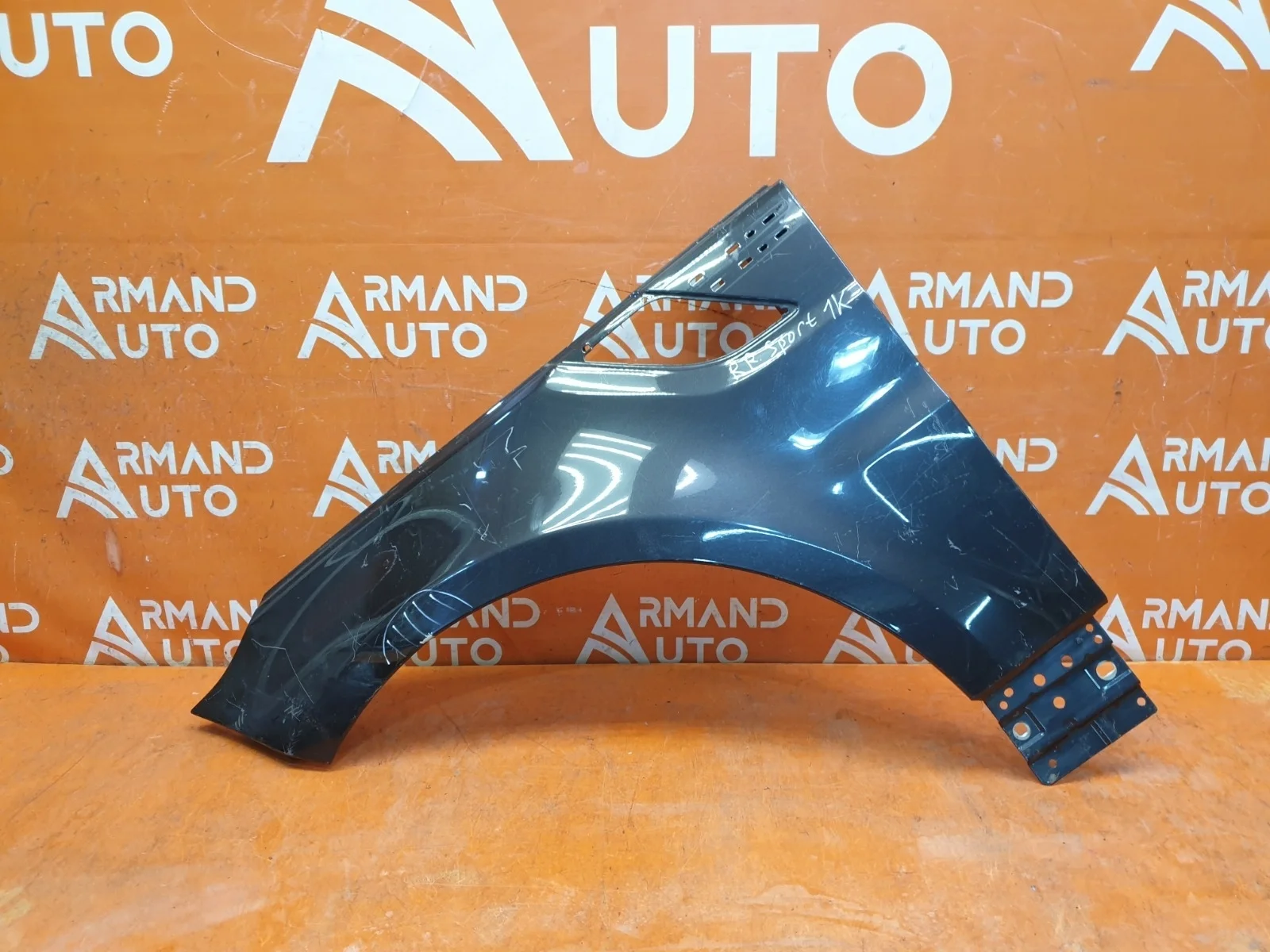 Крыло Land Rover Range Sport 2013-2017 L494