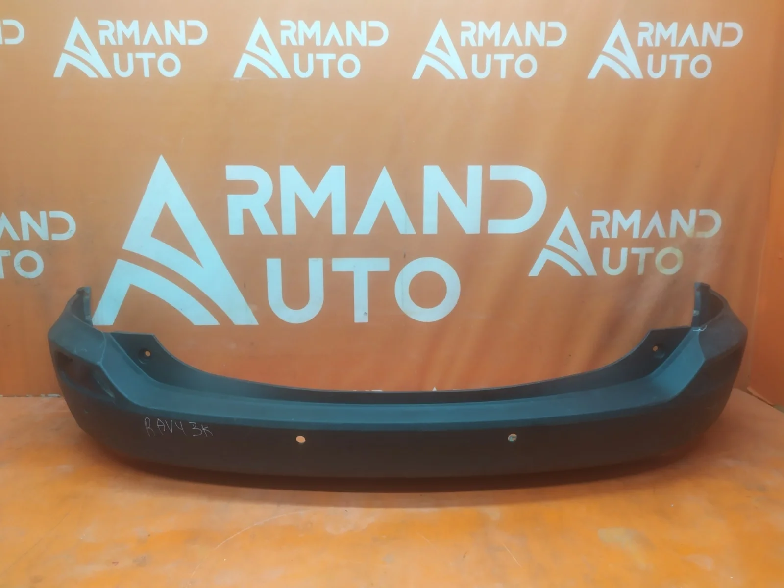 Бампер Toyota RAV4 2012-2015 CA40