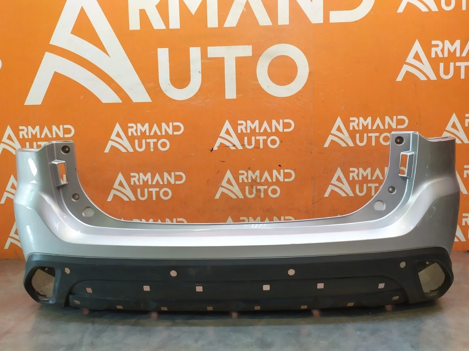 Бампер Mitsubishi Outlander 2018-нв 3