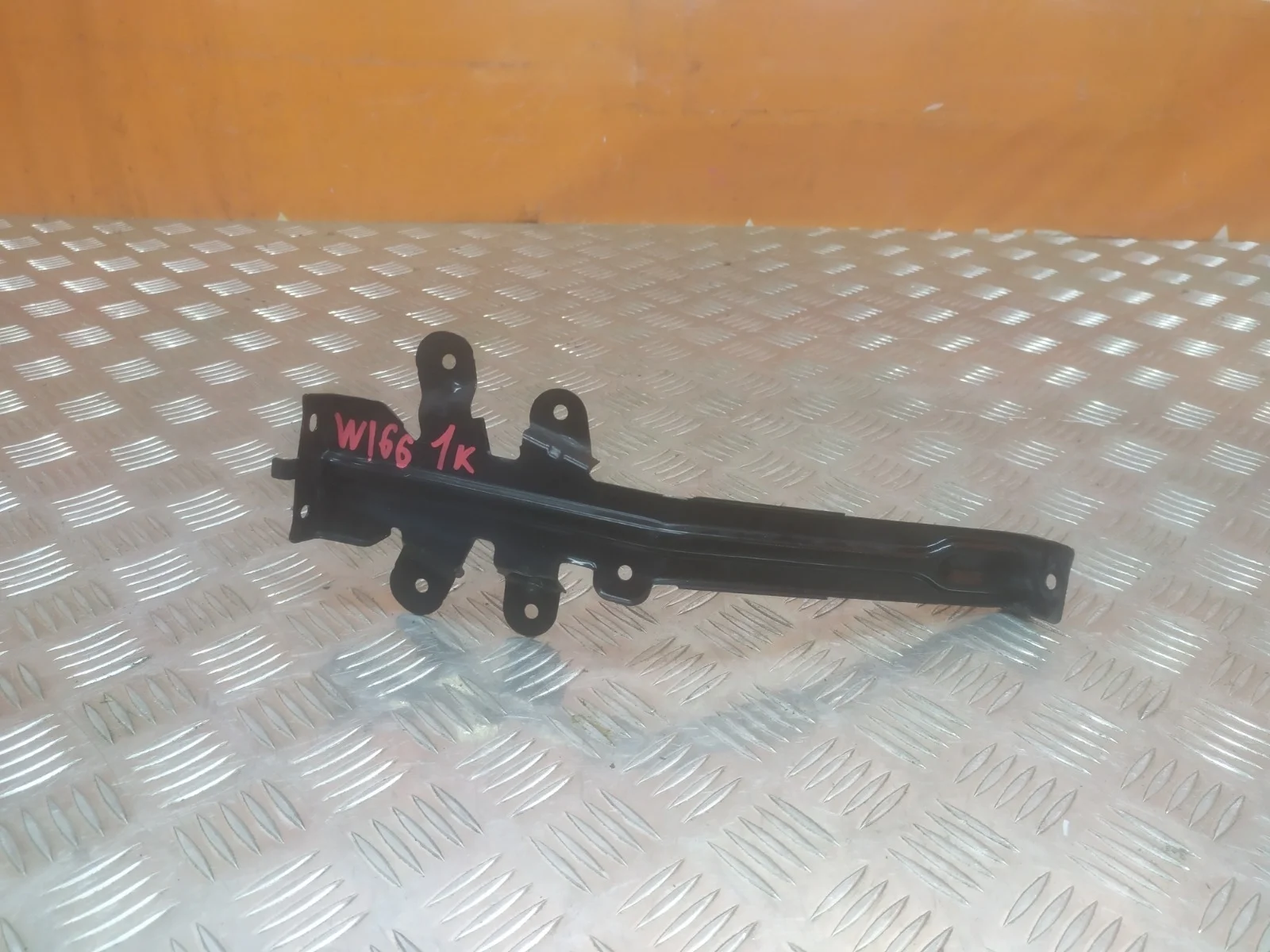 Кронштейн радарного датчика Mercedes ML GLE-Class 2015-2018 W166