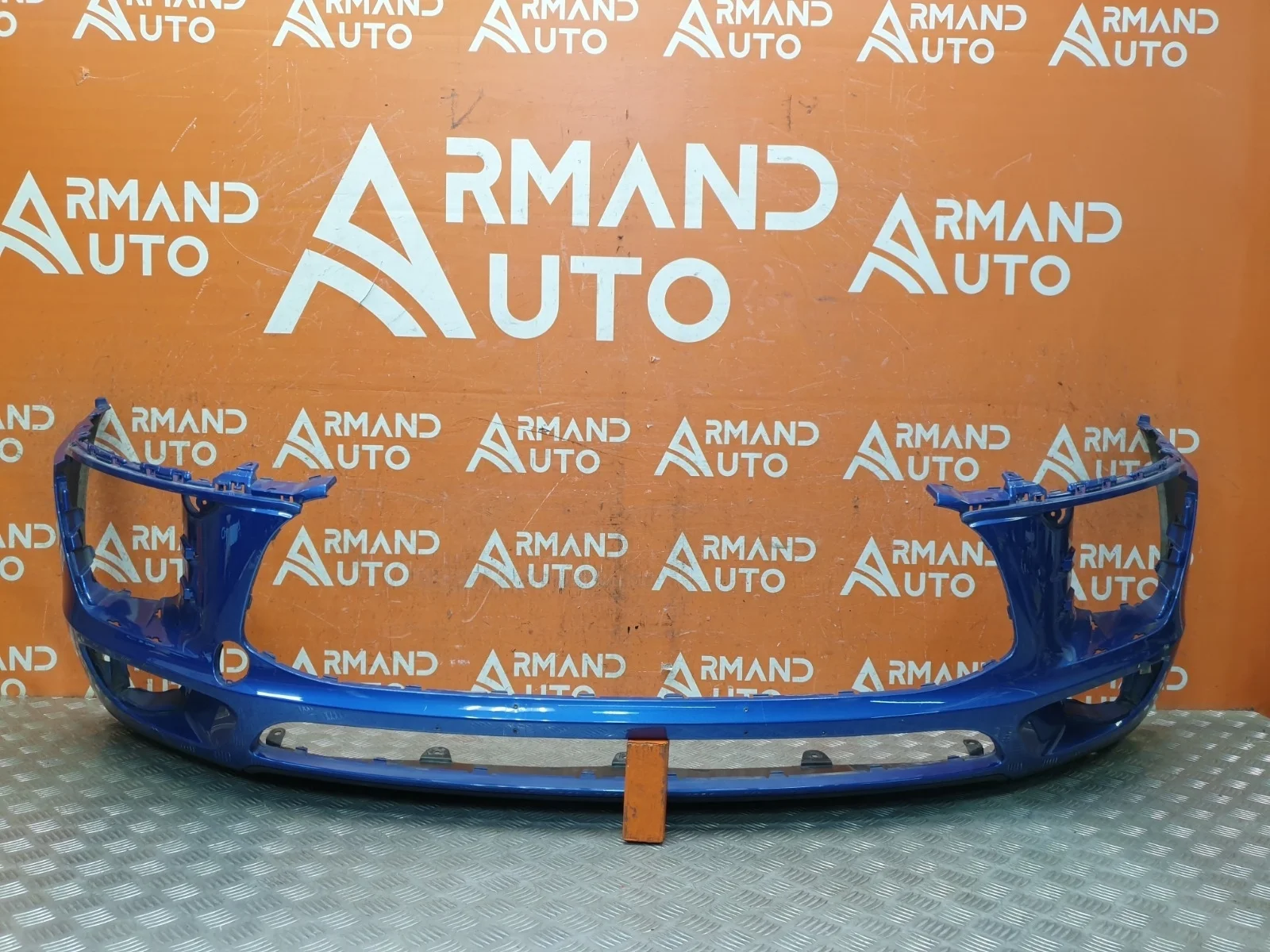 Бампер Porsche Macan 2014-2019 95b