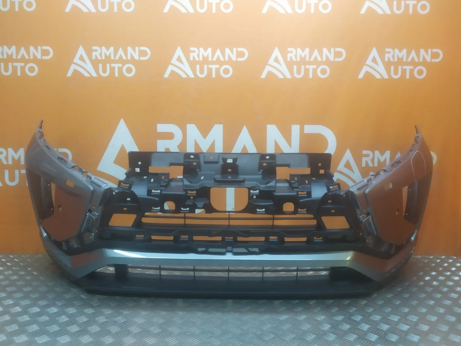 Бампер Mitsubishi Eclipse Cross 2017-2020