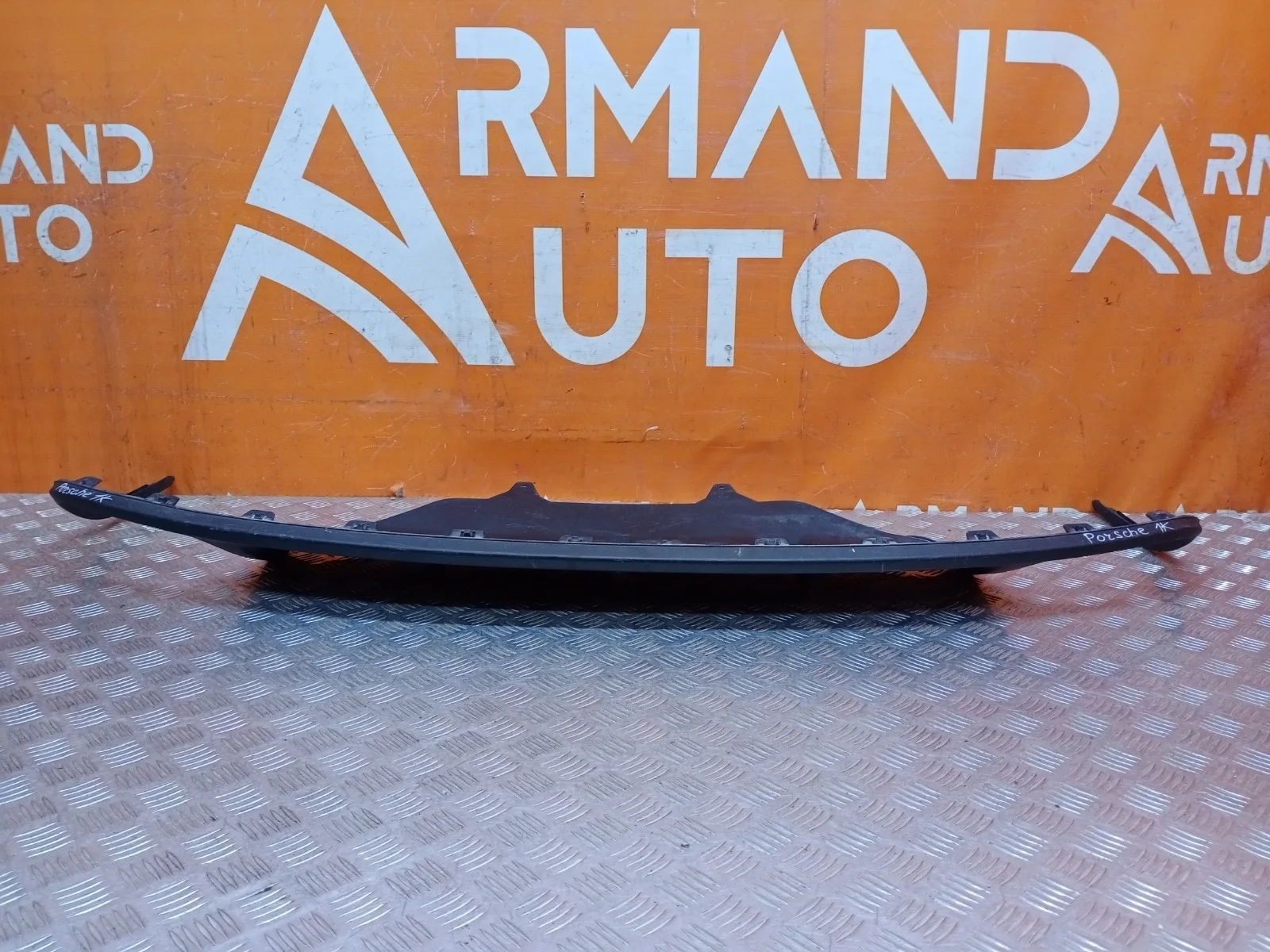 Накладка юбки бампера Porsche Macan 2014-нв 95b