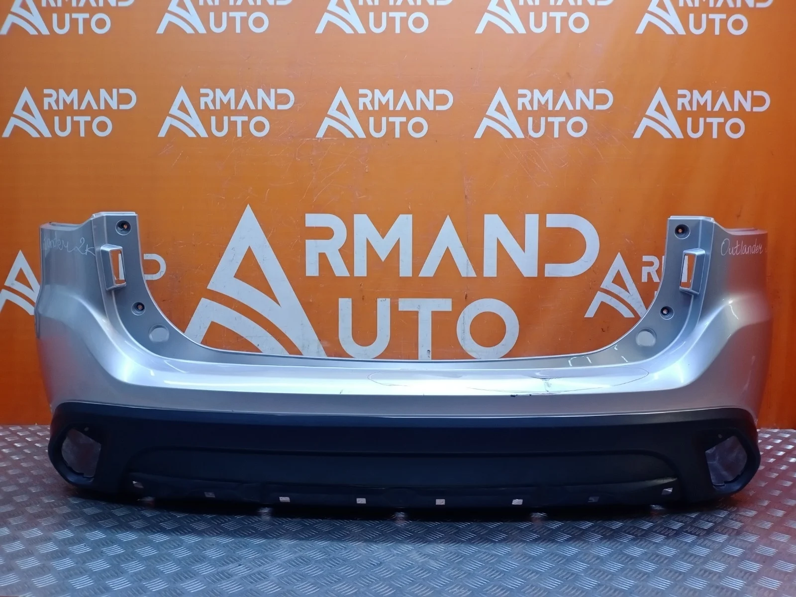 Бампер Mitsubishi Outlander 2015-2018 3