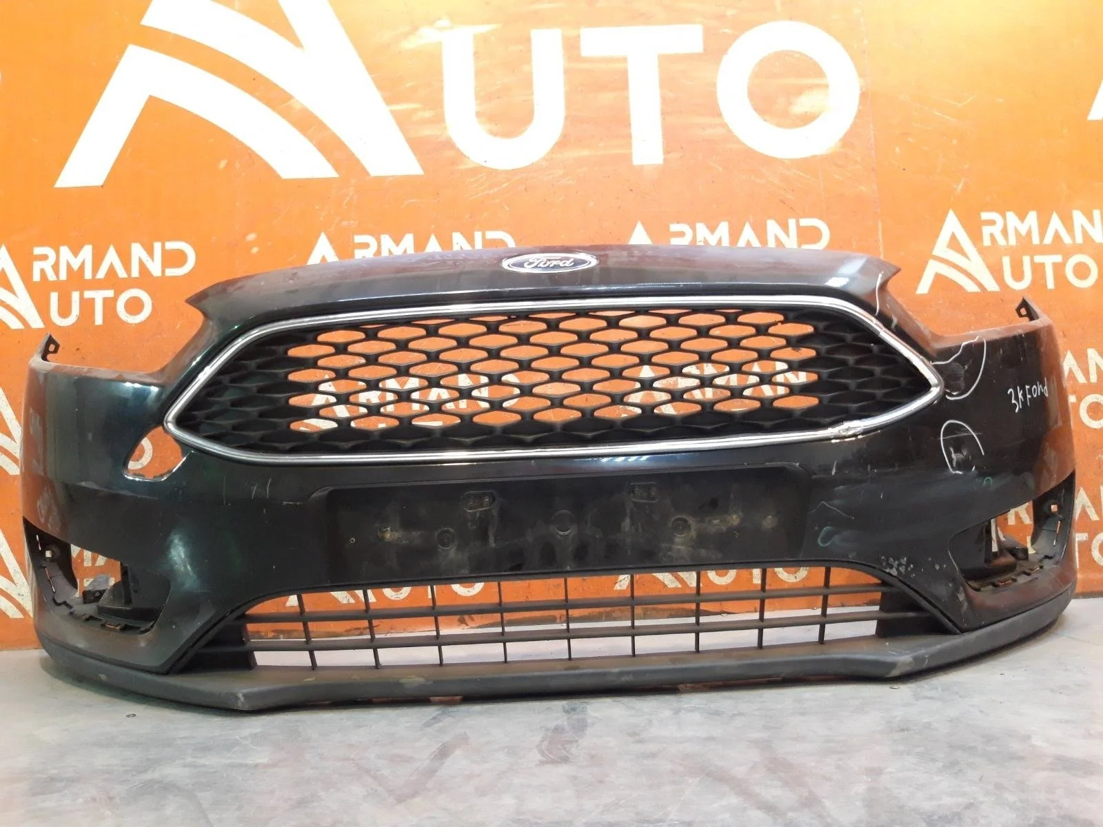 Бампер Ford Focus 2014-2019 3