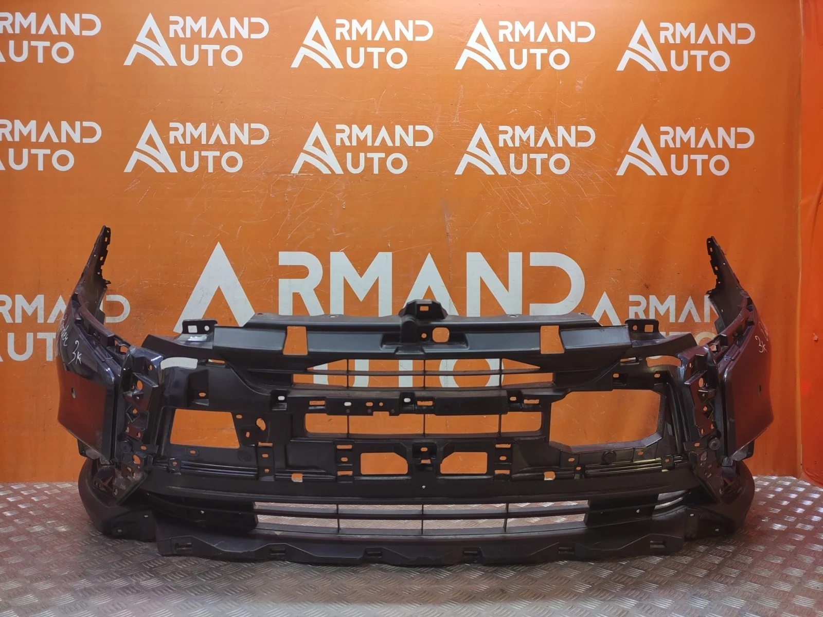 Бампер Mitsubishi Outlander 2018-нв 3