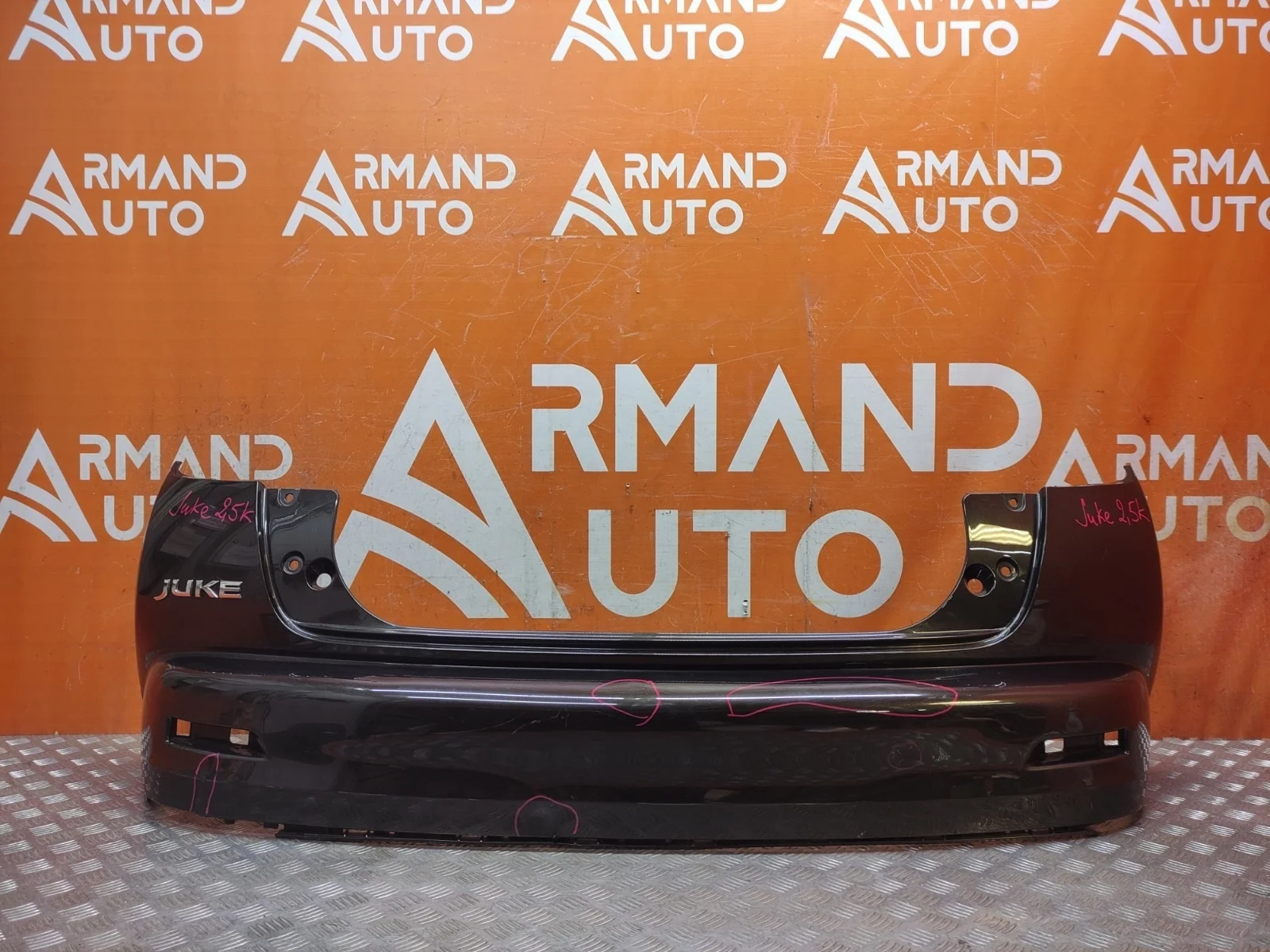 Бампер Nissan Juke 2010-2014 YF15